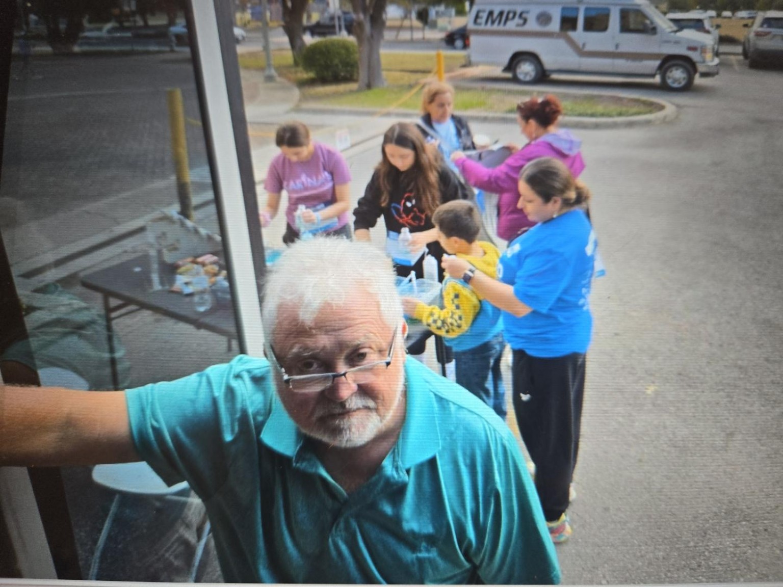 Community outreach activity outside the HopeMobile